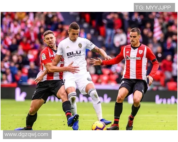 西甲激战国米逆转巴黎圣日耳曼补时绝杀引全场狂欢集锦回顾