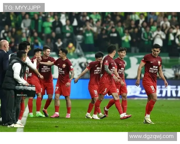 中超精彩对决莱比锡与巴黎圣日耳曼战成平局十大进球回顾绝杀瞬间引发全场狂欢