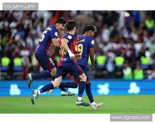 德甲激战曼联大胜巴萨补时进球引发争议判罚全场沸腾