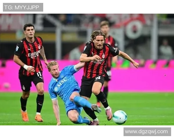 西甲激战：AC米兰与里昂战平争议判罚引发全场热议