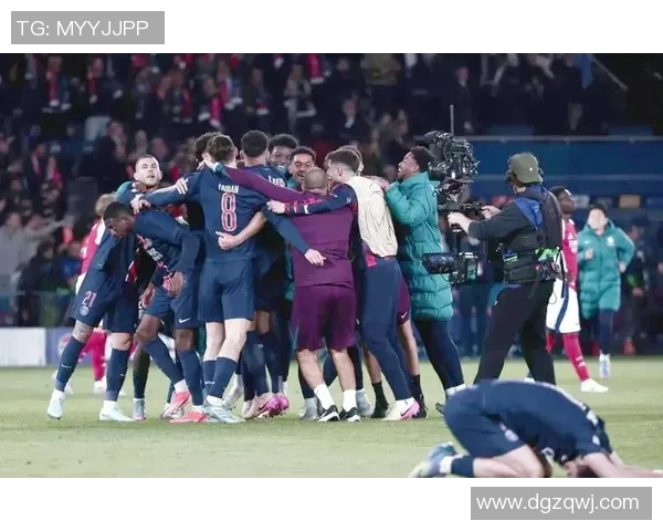 阿森纳与巴黎圣日耳曼友谊赛激战成平局战术分析与精彩瞬间回顾